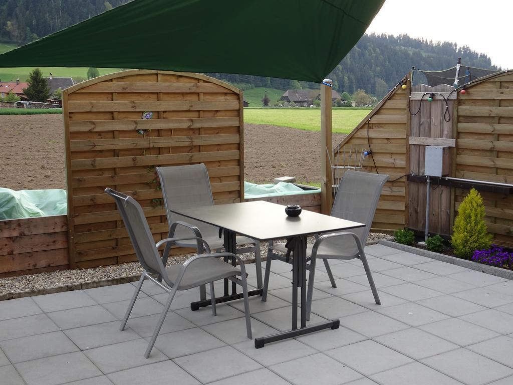 Neumuehleweg 19 Apartment Lauperswil Luaran gambar